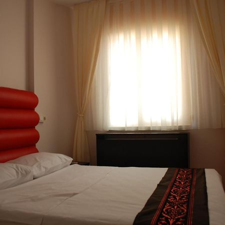 Hotel Timya Istanbul Exterior photo